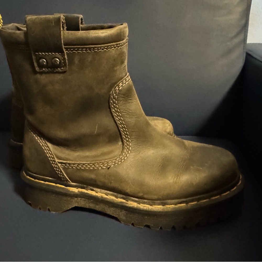Dr. Martens Aniston Lo Leather Boots - Picture 3 of 9